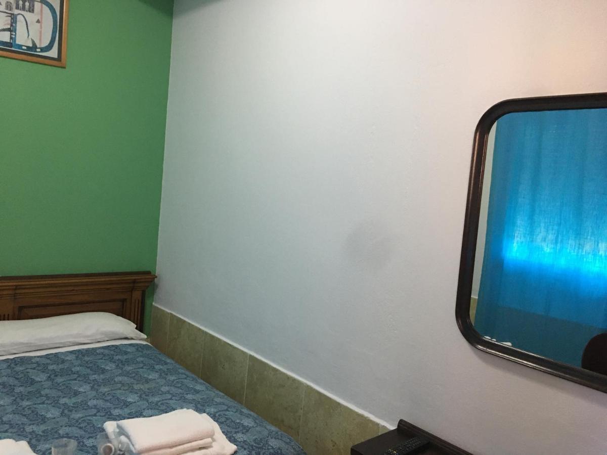 Hostal O Labrador Hotel O Hospital Luaran gambar
